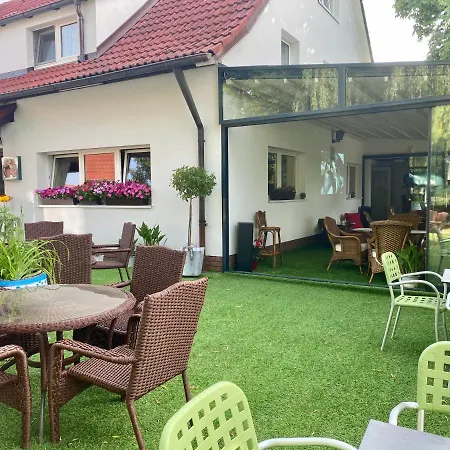 Riedwirtshaus موتيل *